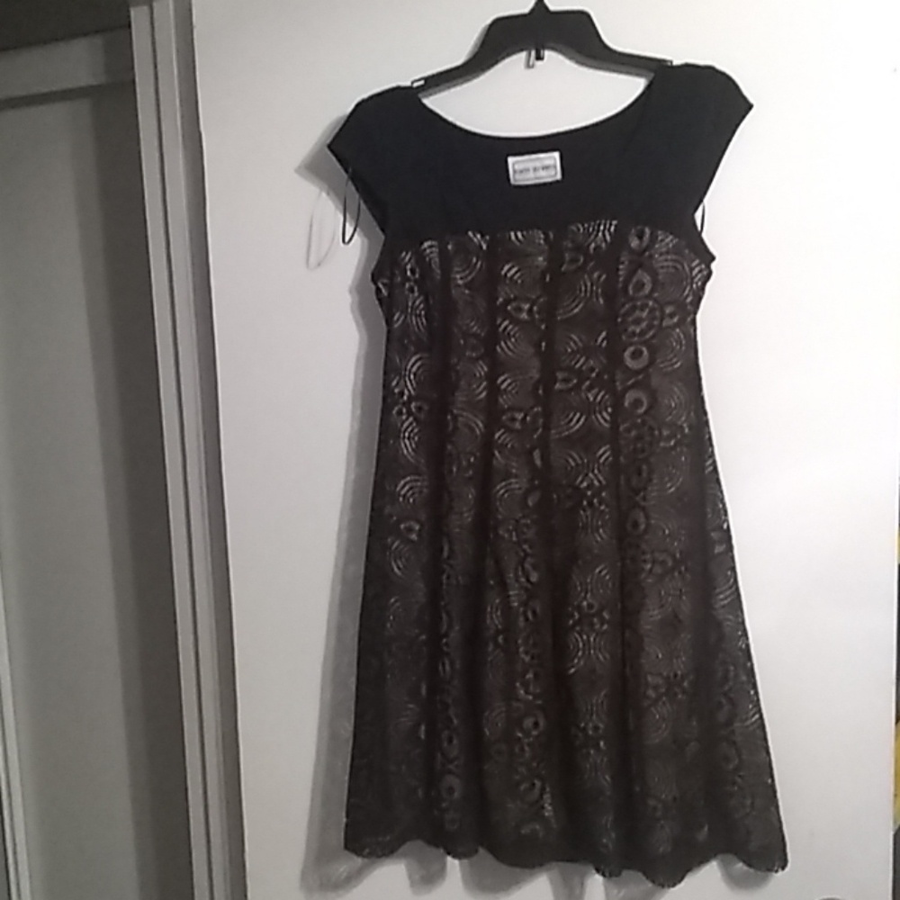 Karen Stevens size 6 dress adult